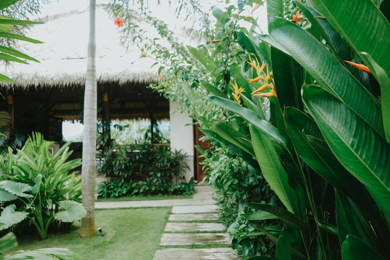 Porter Hotel - Surf & Yoga Retreat Kuta  Buitenkant foto