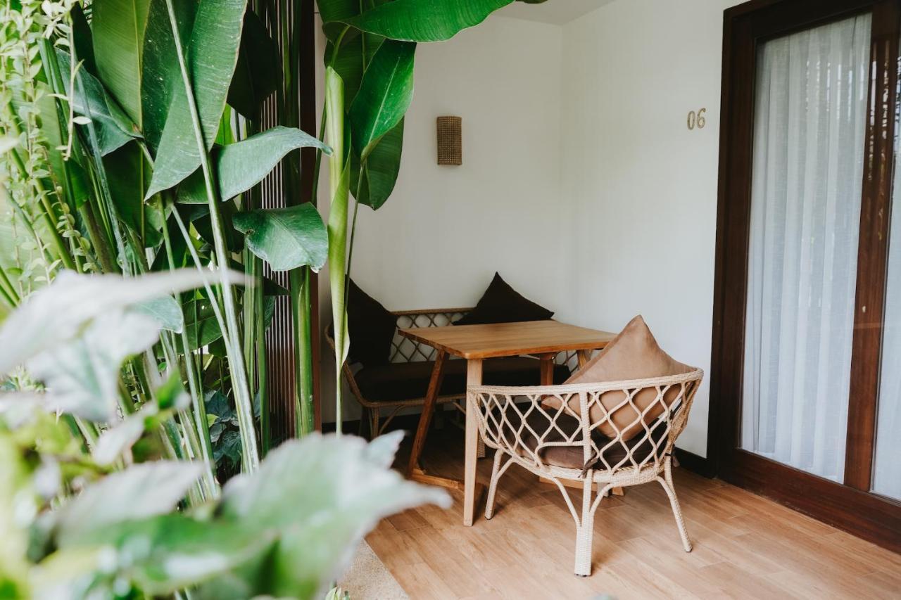 Porter Hotel - Surf & Yoga Retreat Kuta  Buitenkant foto