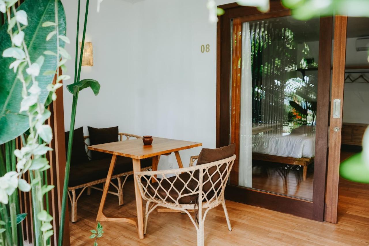 Porter Hotel - Surf & Yoga Retreat Kuta  Buitenkant foto